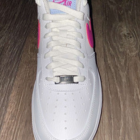 nike - Picture 3 of 5